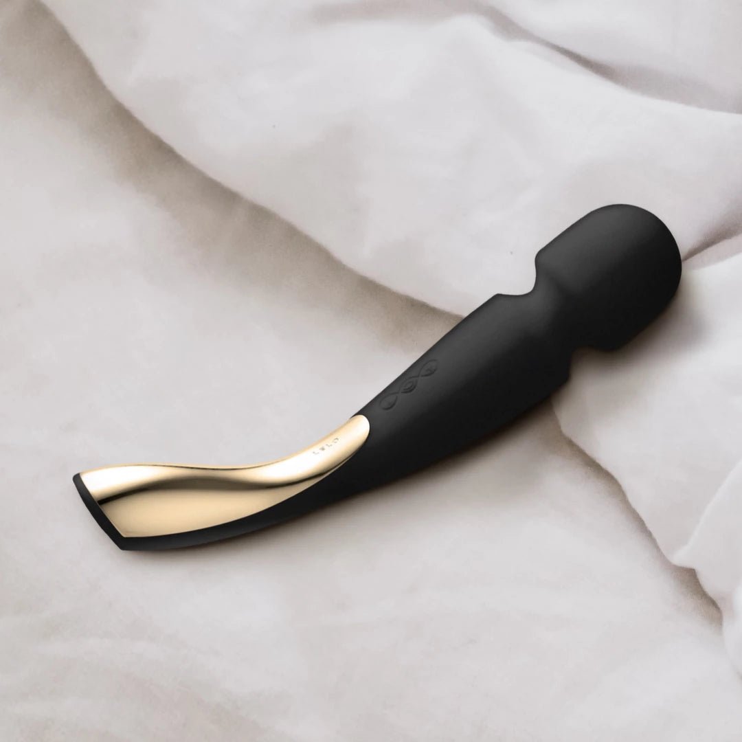 LELO Smart Wand 2 Large Black: Prabangus, Giliai Rezonuojantis Masažuoklis - EroGuru